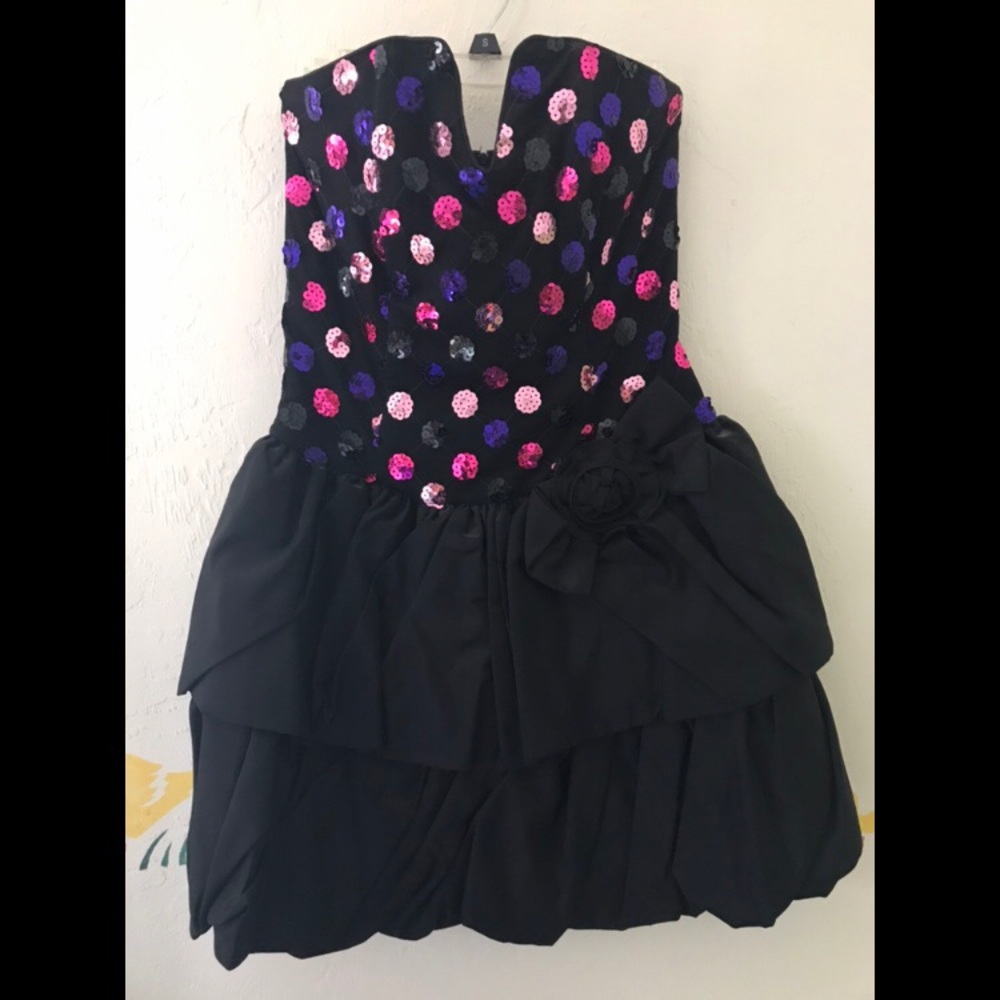 Jessica McClintock Gunne Sax short party dress